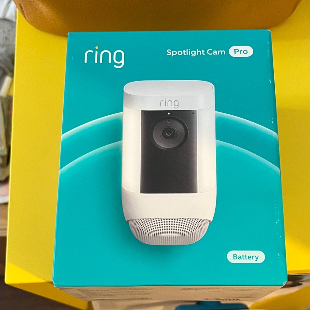 NEW!!! Ring Spotlight Cam Pro in White